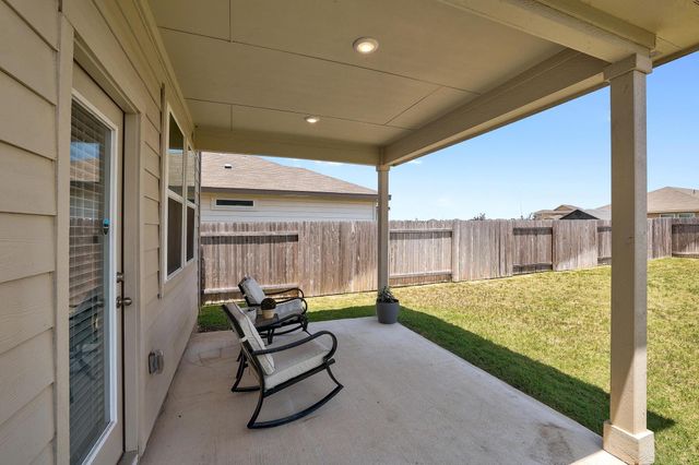 208 Wild Spur LN, Liberty Hill, TX 78642