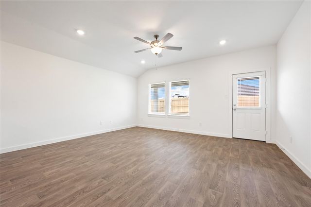 10730 Dogwood Sky Drive, Beasley, TX 77417