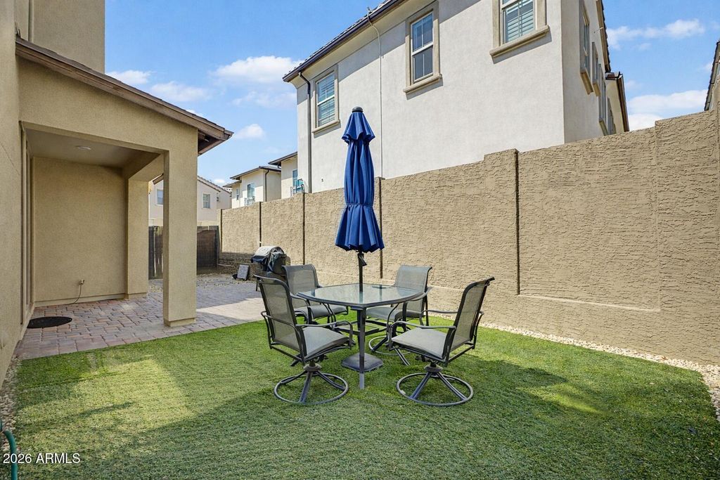 Image 25 of property listing at 31730 N 24TH Drive, Phoenix, AZ 85085