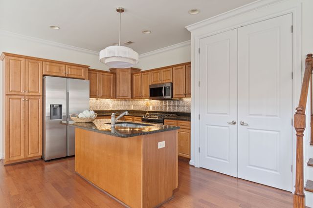 1019 Cumberland Park Dr, Franklin, TN 37069