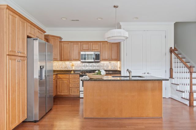 1019 Cumberland Park Dr, Franklin, TN 37069