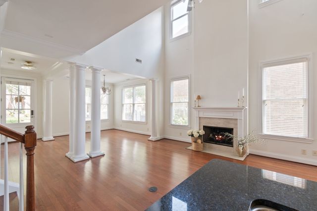 1019 Cumberland Park Dr, Franklin, TN 37069