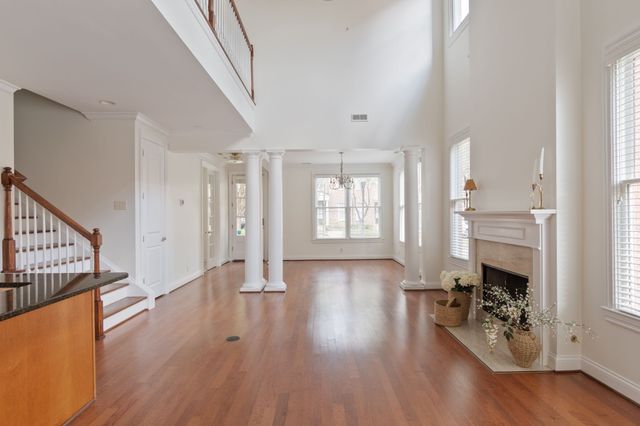 1019 Cumberland Park Dr, Franklin, TN 37069