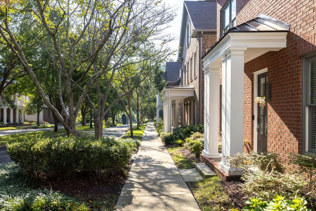 1019 Cumberland Park Dr, Franklin, TN 37069