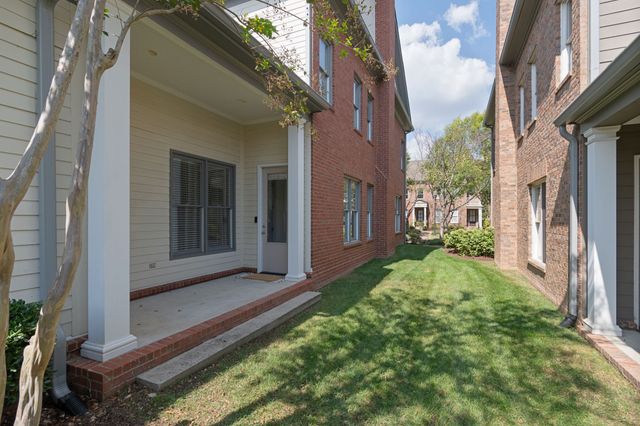 1019 Cumberland Park Dr, Franklin, TN 37069