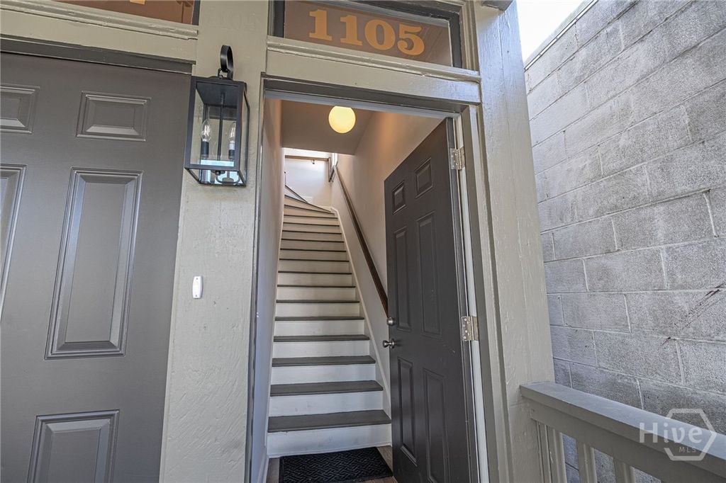 Image 19 of property listing at 1105-1107 E 32nd Street, Savannah, GA 31404