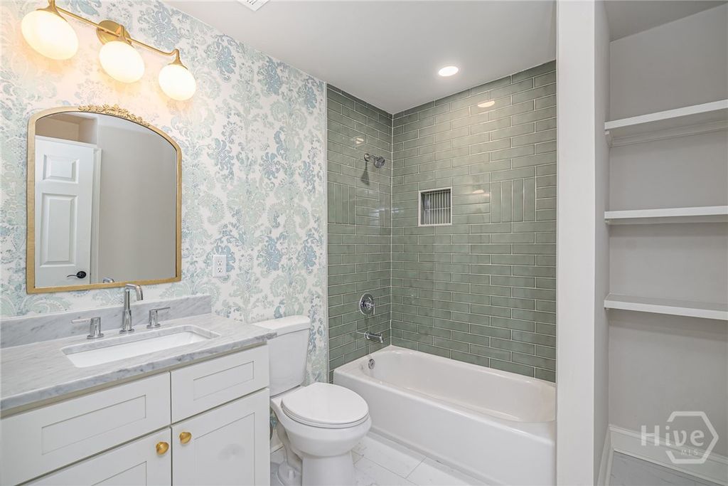 Image 25 of property listing at 1105-1107 E 32nd Street, Savannah, GA 31404