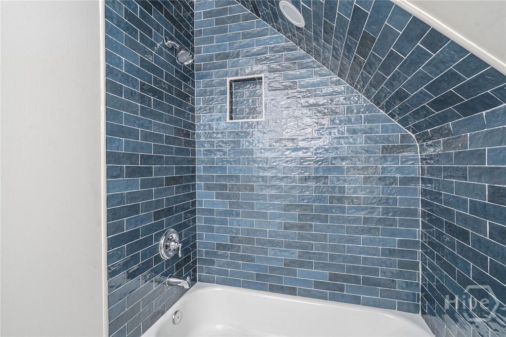 Image 29 of property listing at 1105-1107 E 32nd Street, Savannah, GA 31404