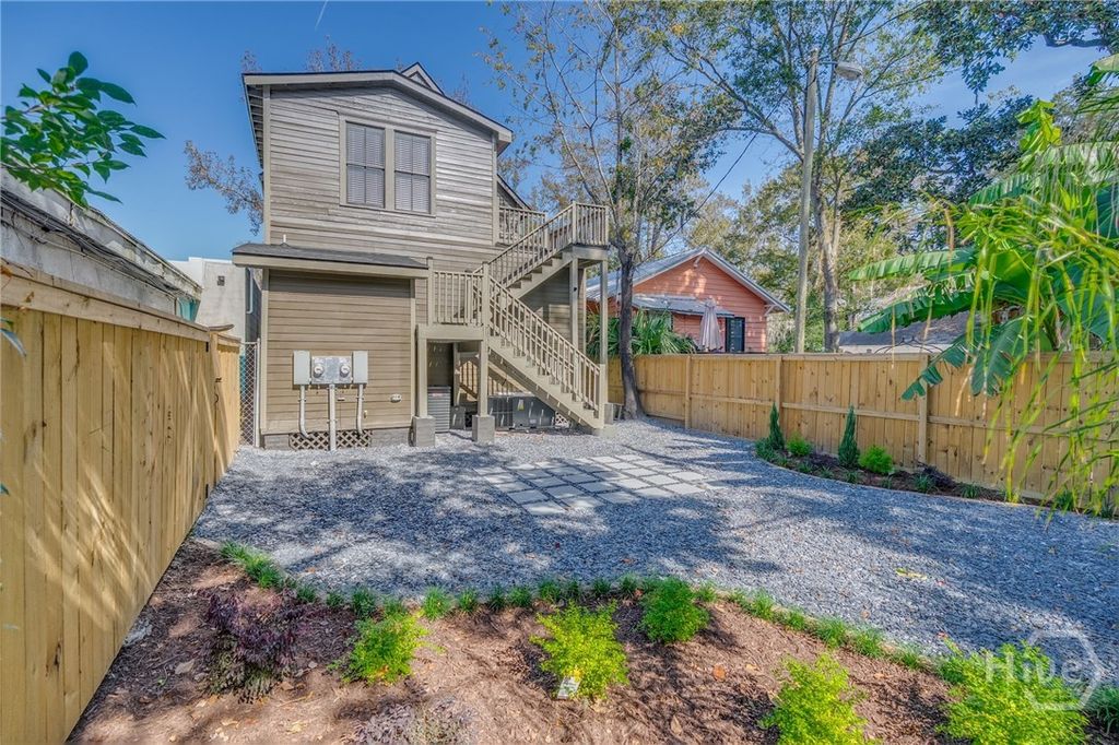 Image 33 of property listing at 1105-1107 E 32nd Street, Savannah, GA 31404