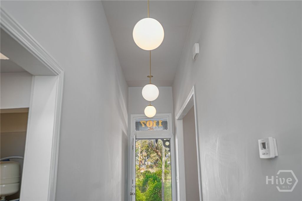 Image 6 of property listing at 1105-1107 E 32nd Street, Savannah, GA 31404