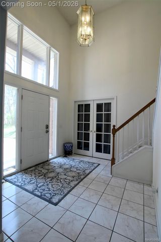 2757 N Tipsico Lake Road, Hartland Township, MI 48353