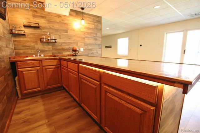 2757 N Tipsico Lake Road, Hartland Township, MI 48353