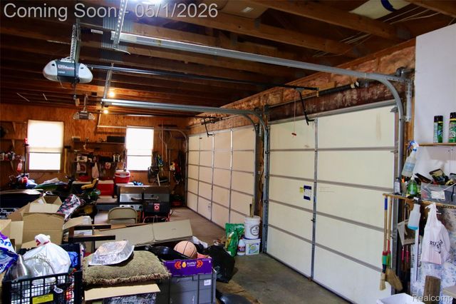 2757 N Tipsico Lake Road, Hartland Township, MI 48353