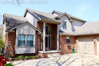 2757 N Tipsico Lake Road, Hartland Township, MI 48353