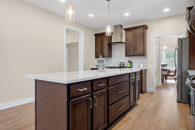 3832 Emmons Avenue, Columbus, OH 43219