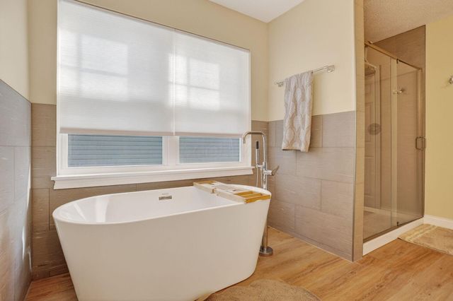 3832 Emmons Avenue, Columbus, OH 43219