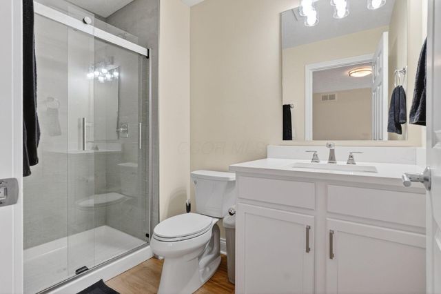 3832 Emmons Avenue, Columbus, OH 43219