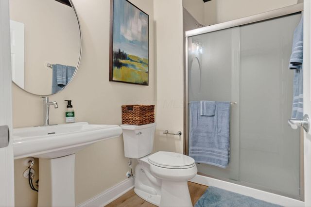 3832 Emmons Avenue, Columbus, OH 43219