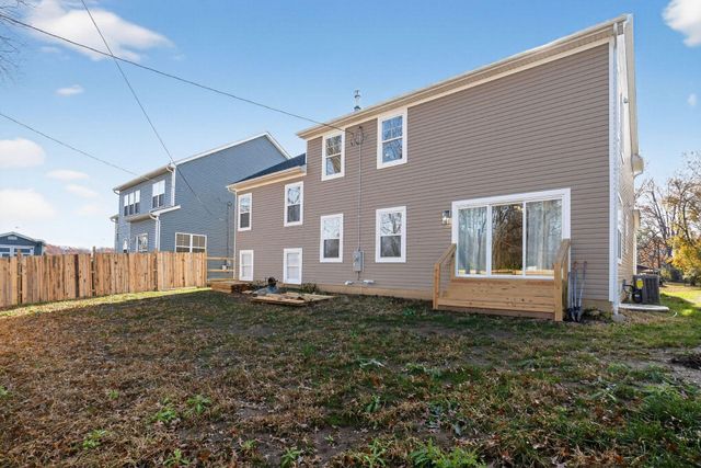 3832 Emmons Avenue, Columbus, OH 43219