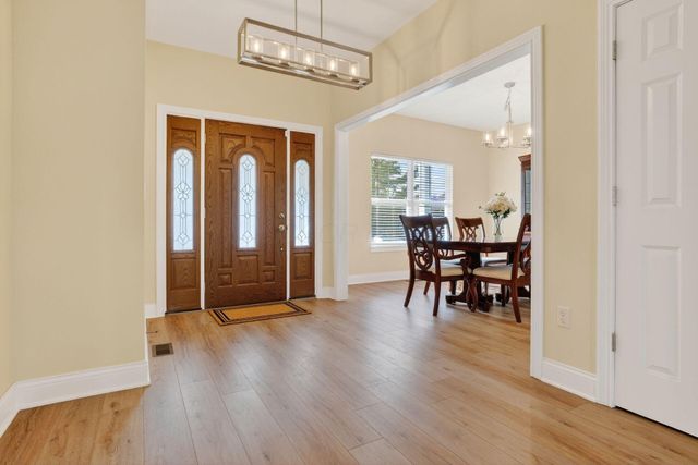 3832 Emmons Avenue, Columbus, OH 43219