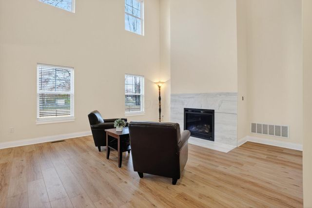 3832 Emmons Avenue, Columbus, OH 43219