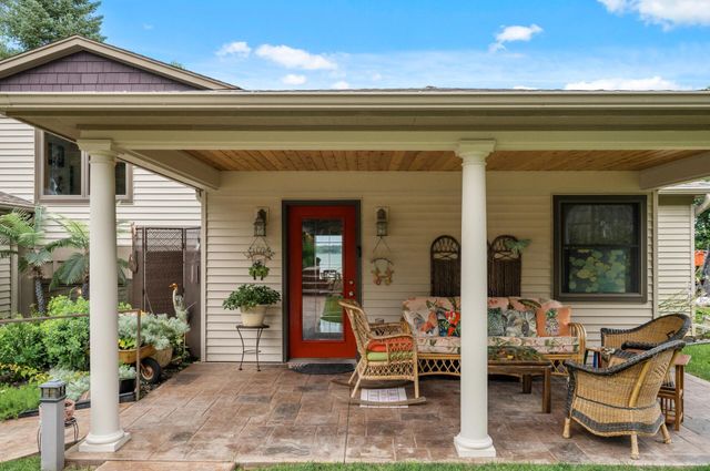 14144 Old Holt Court, Lindstrom, MN 55045