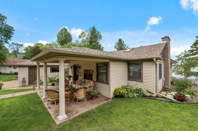 14144 Old Holt Court, Lindstrom, MN 55045