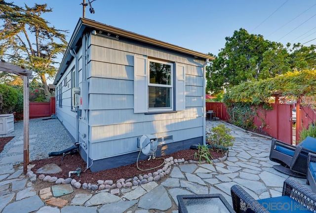 3381 N Mountain View, San Diego, CA 92116