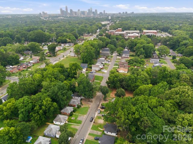 1829 Taylor Avenue, Charlotte, NC 28216