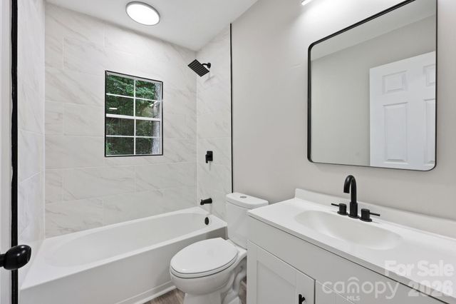 1829 Taylor Avenue, Charlotte, NC 28216
