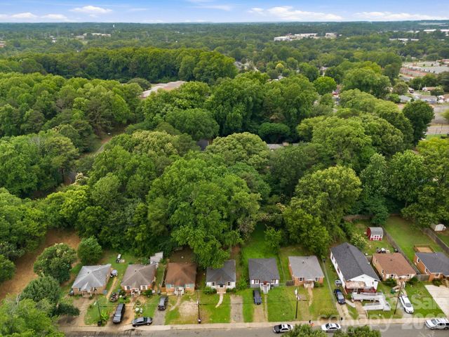 1829 Taylor Avenue, Charlotte, NC 28216