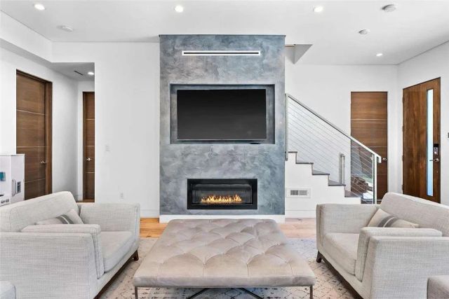 801 N Kilkea Drive, Los Angeles, CA 90046