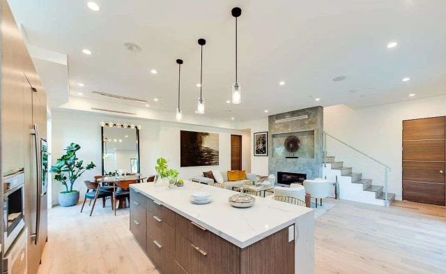 801 N Kilkea Drive, Los Angeles, CA 90046