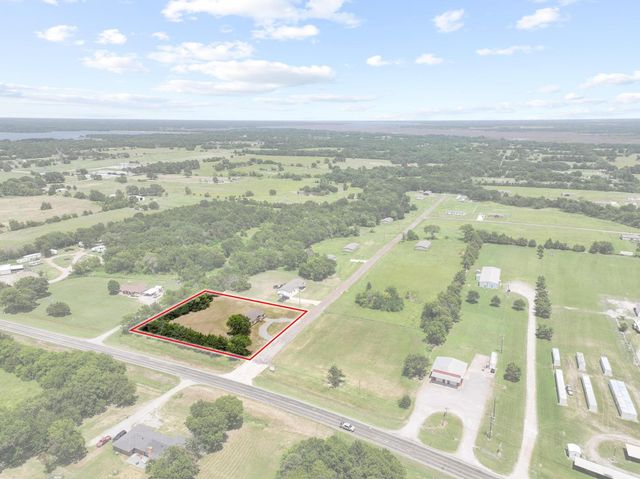 225 Hemby Way, Bonham, TX 75418