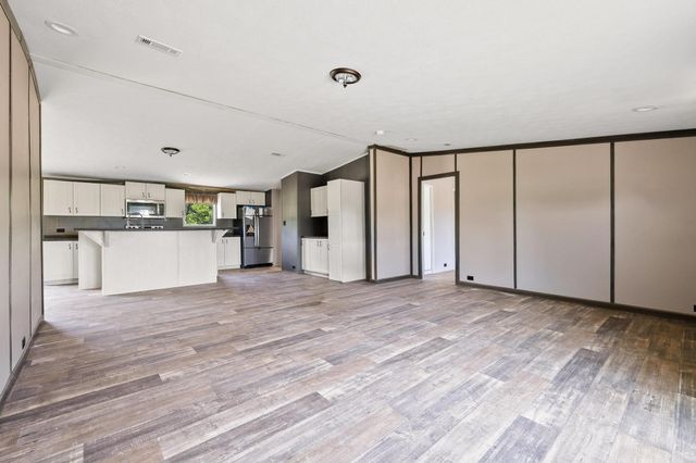 225 Hemby Way, Bonham, TX 75418