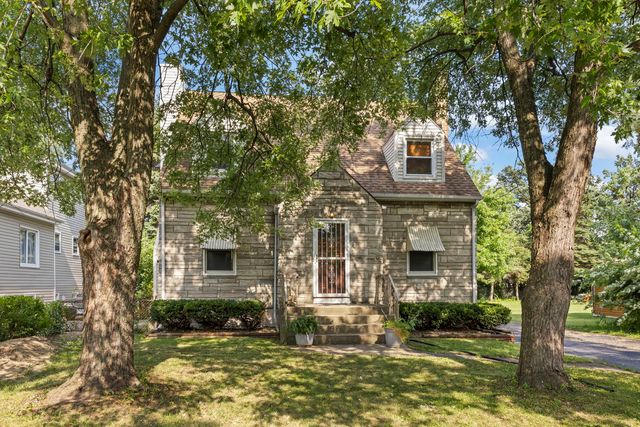 1217 Degener Avenue, Elmhurst, IL 60126