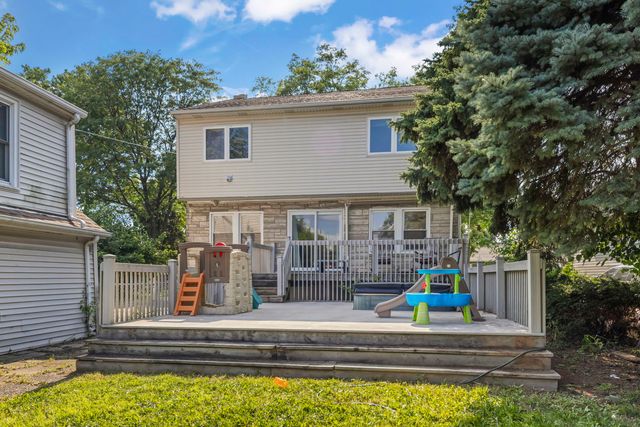 1217 Degener Avenue, Elmhurst, IL 60126