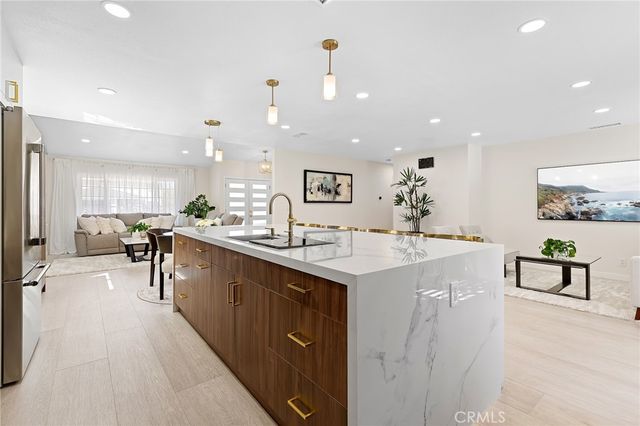 624 Great Bend Dr, Diamond Bar, CA 91765