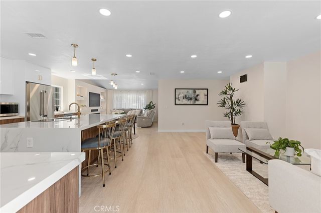 624 Great Bend Dr, Diamond Bar, CA 91765