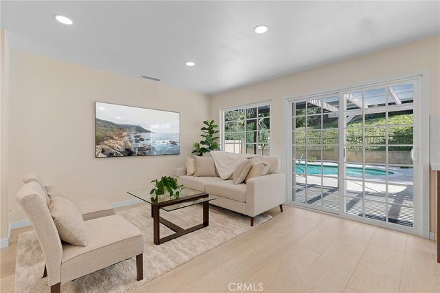 624 Great Bend Dr, Diamond Bar, CA 91765
