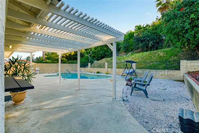 624 Great Bend Dr, Diamond Bar, CA 91765