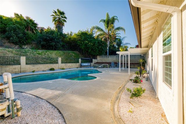 624 Great Bend Dr, Diamond Bar, CA 91765
