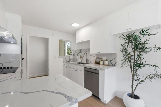 1537 Mallard Way, Sunnyvale, CA 94087