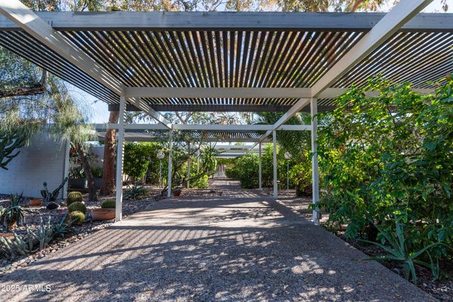 4225 N 36th Street 34, Phoenix, AZ 85018