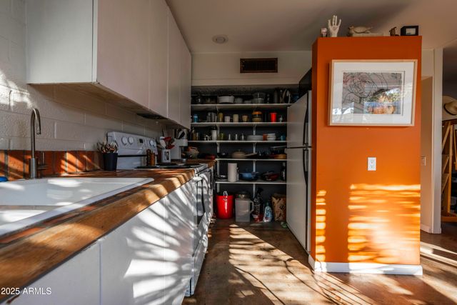 4225 N 36th Street 34, Phoenix, AZ 85018