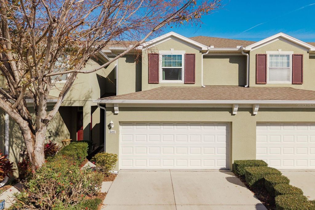 Image 1 of property listing at 10493 WHITTINGTON COURT, Largo, FL 33773