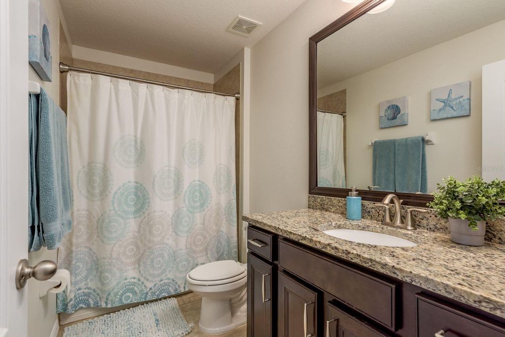 Image 20 of property listing at 10493 WHITTINGTON COURT, Largo, FL 33773