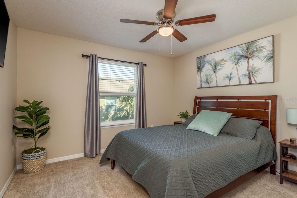 Image 21 of property listing at 10493 WHITTINGTON COURT, Largo, FL 33773