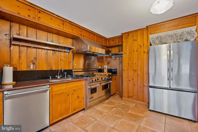 75 N MAIN ST, Cranbury, NJ 08512