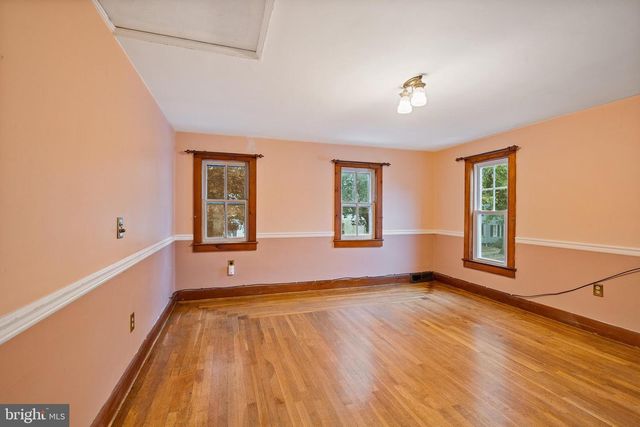 75 N MAIN ST, Cranbury, NJ 08512